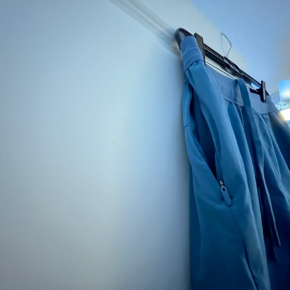 Runner Shorts 🩳 - Picture 4 of 4